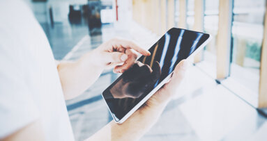 Prof. Andrew Dickenson and Dr Hatim Abdulhussein discuss digital readiness in dentistry