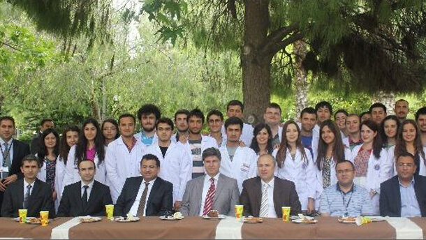Akdeniz, Diş Hekimliği Eğitiminde Birinci Yılını Kutladı
