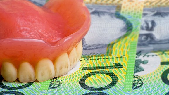 Austrália corta despesas em assistência à saúde bucal