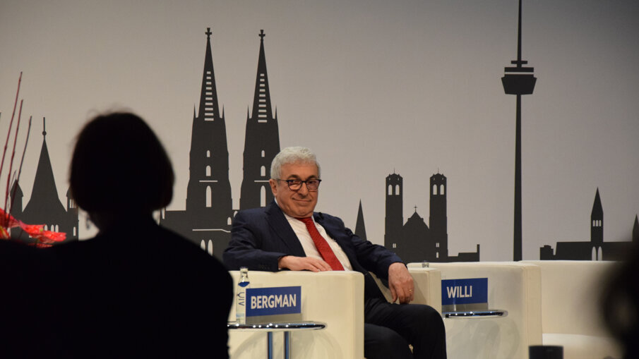 Stanley M. Bergman, chairman of the board and CEO of Henry Schein at the company's press event. (Image: Dental Tribune Interational)