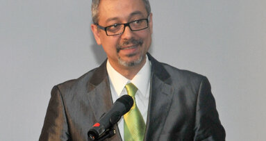 Днес в много страни имплантологията е самостоятелна дисциплина