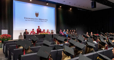 Anglojęzyczne studia podyplomowe „European Master Degree in Oral Implantology” w UMW