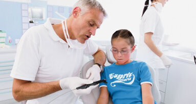 DIAGNOcam – nova, laserska metoda aproksimalne dijagnostike karijesa sa mogućnošću snimanja