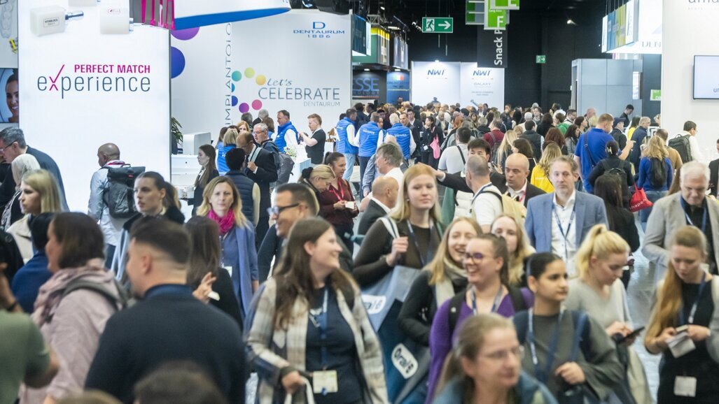 Denbio showcases NT Clear Varnish at IDS 2025