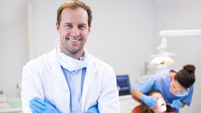 English dentists to receive above-inflation pay raise