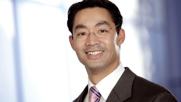 Rösler will Gesundheitsprämie schrittweise einführen