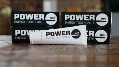 Et si la brosse à dents remplaçait le café du matin ?