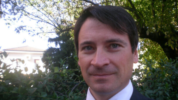 Condannato a due mesi per esercizio abusivo della professione medico chirurgo che faceva il dentista. Ma l’avv. Fiorentino obbietta...