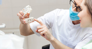 Keramik-ummanteltes Zahnimplantat vorgestellt