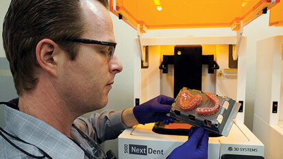 Prosthodontist achieves same-day  dentures with NextDent 5100
