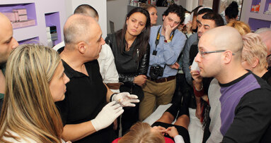 Предстои курс по лицева естетика за зъболекари