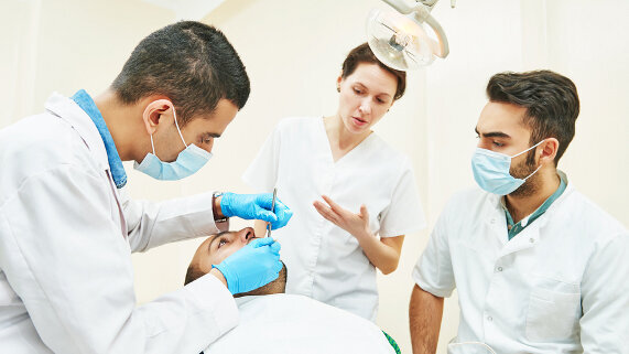 Enquête EDSA sur la pratique clinique des étudiants en dentaire