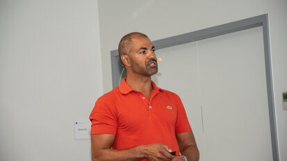 Prof. Dr. Marcel Wainwright ist einer der Mitentwickler des Intralift-Verfahrens.