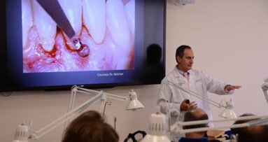 La nuova dimensione della microchirurgia parodontale: robotica, AI e navigazione assistita