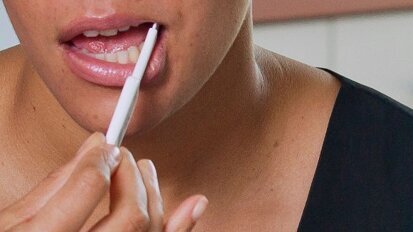 Aprueban el primer test oral para el VIH de uso doméstico