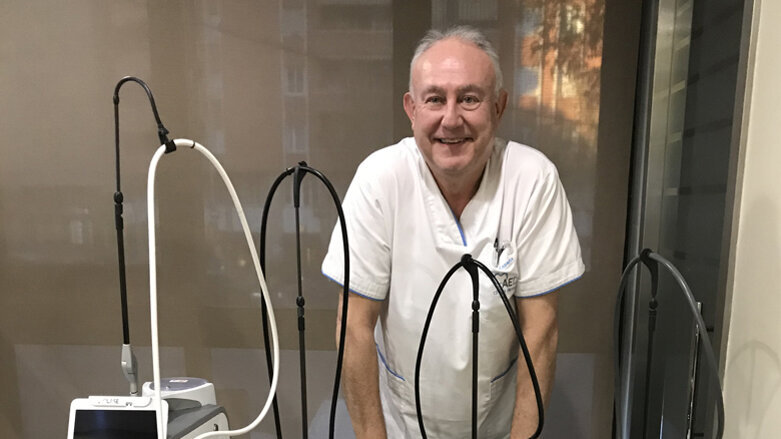 El pionero de la tecnología láser invita a la Cumbre Mundial