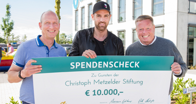 Ex-Fußballprofi Christoph Metzelder bei van der Ven-Dental