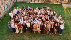 Más de 200 estudiantes de posgrado visitan el Dentaid Research Center durante el simposio de la EFP