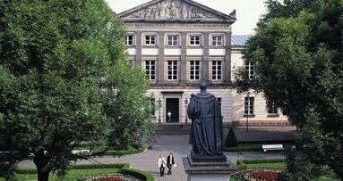 Curriculum Implantologie mit neuen Inhalten