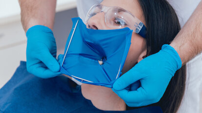 Meta-analysis shows need for further evidence about rubber dam isolation Meta-analysis shows need for further evidence about rubber dam isolation