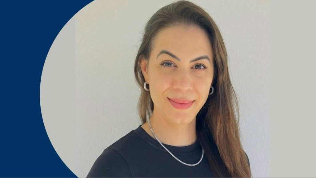 Montellano contrata especialista em laser de alta frequência para medicina dentária