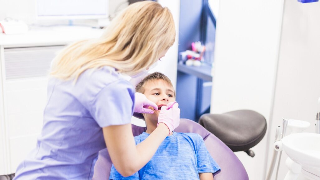 Standardy ochrony pacjentów małoletnich w placówkach stomatologicznych