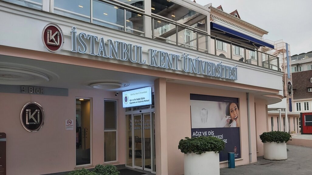 Güçlü Akademik Kadrosu ve Merkezi Konumu ile Kent Diş