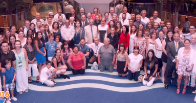 Gran éxito de la Cumbre Mundial de Láser