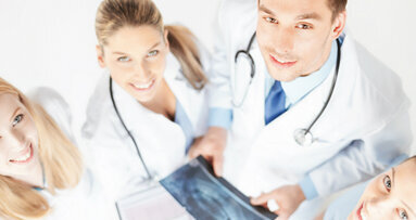 Наръчник за студенти: Накъде да поемем след университета?