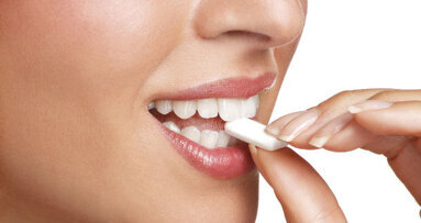 Estudo examina a eficácia do chiclete