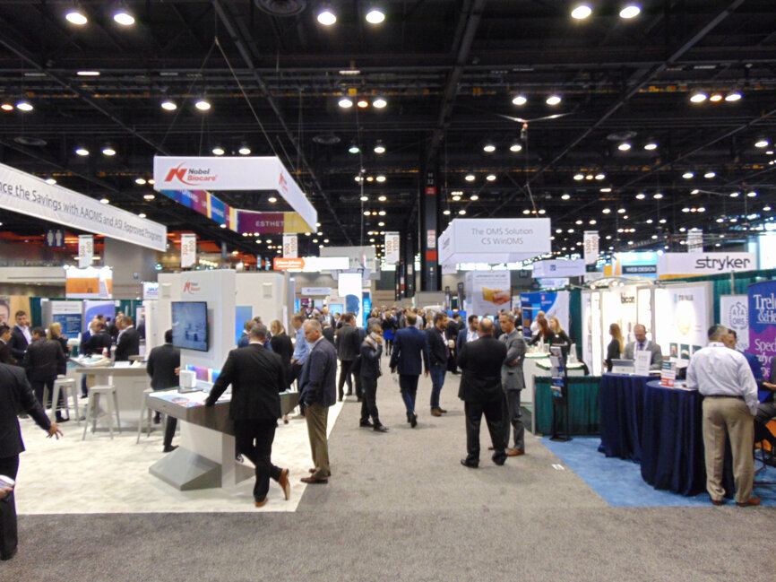 Meeting attendees visit the AAOMS exhibit hall.  (Photo by Fred Michmershuizen/Dental Tribune USA)
