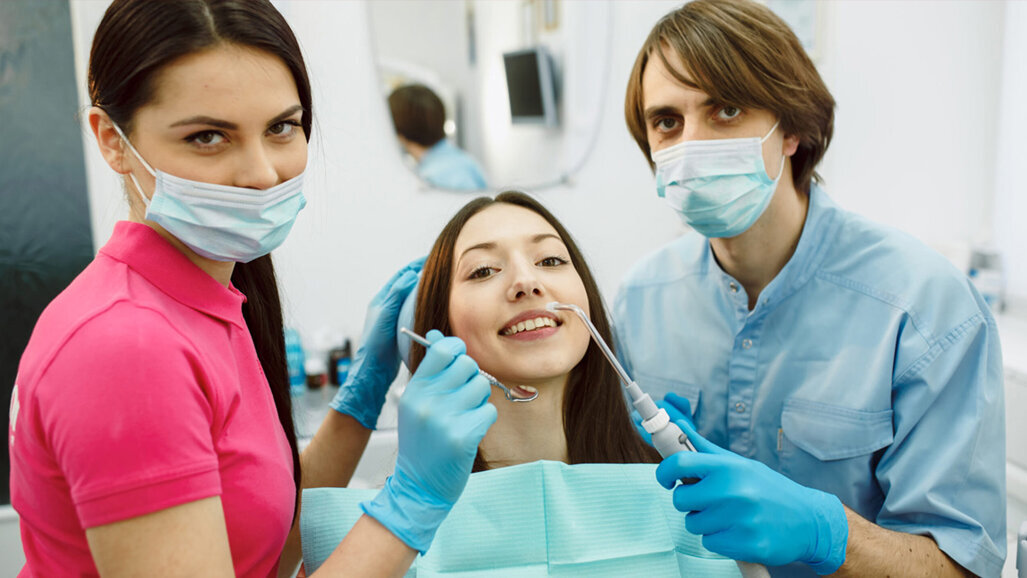 Survey reveals dentists’, dental nurses’ concerns over future