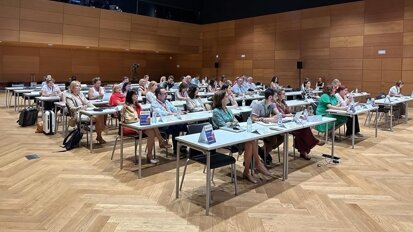 Reunión internacional de médicos, dentistas y enfermeros