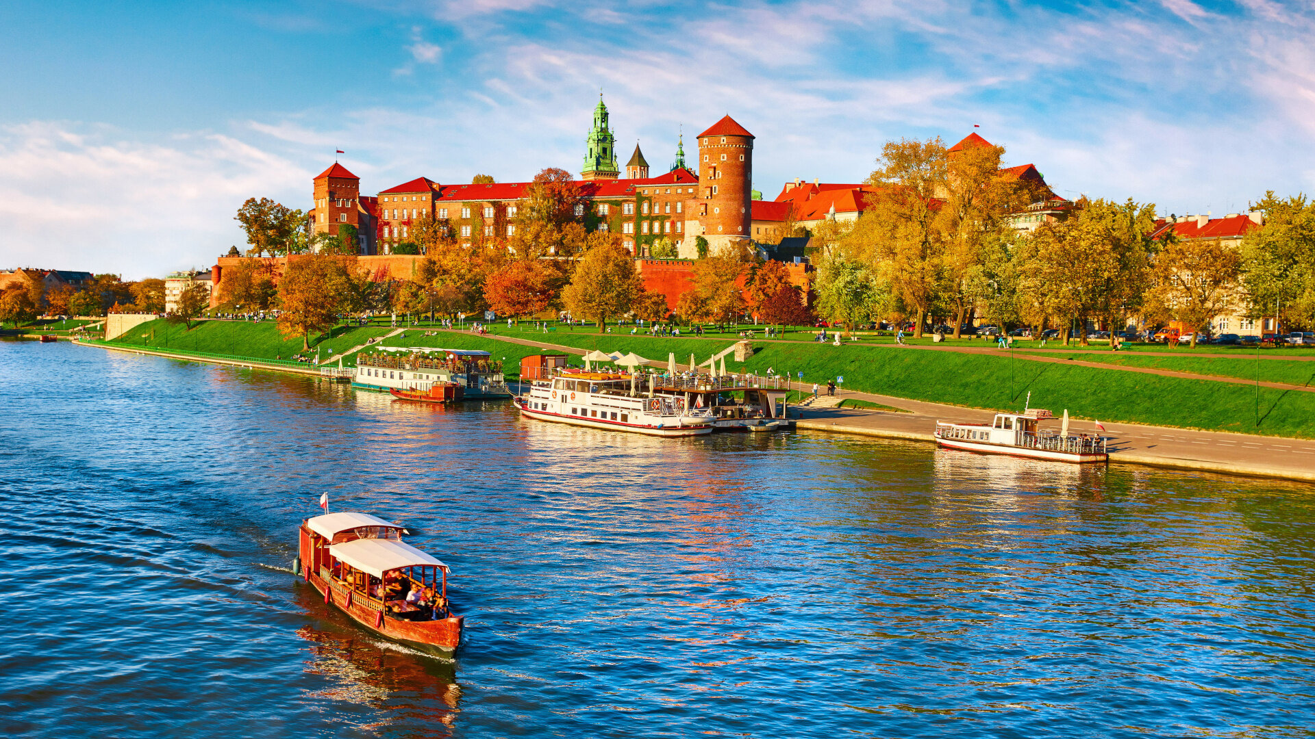 „KRAKDENT stał się kluczowym miejscem spotkań branży stomatologicznej”
