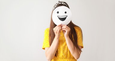 Perdita dei denti, perdita di sé: il 57% degli italiani vive disagio