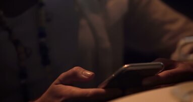 Oud-studente Tandheelkunde blijft docenten stalken