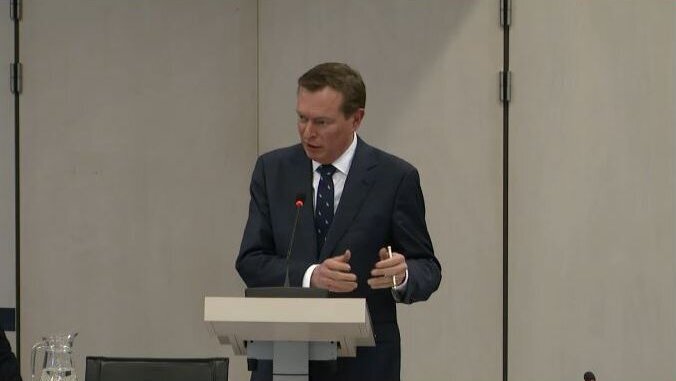 Minister Bruins voortvarend onderweg met taakherschikking