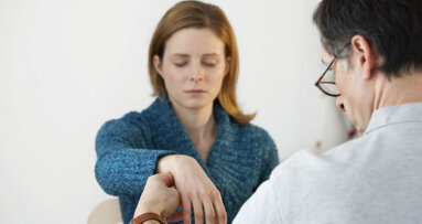 Con l’ipnosi a bada ansia, dolore e stress: pazienti più collaborativi e il dentista lavora meglio