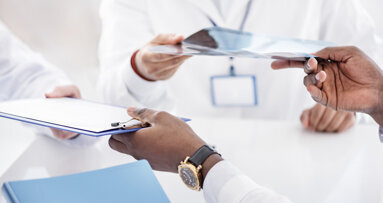 Dental hygienist fired for breach of patient confidentiality