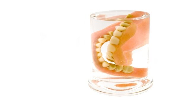 Haftcremes zurückgerufen