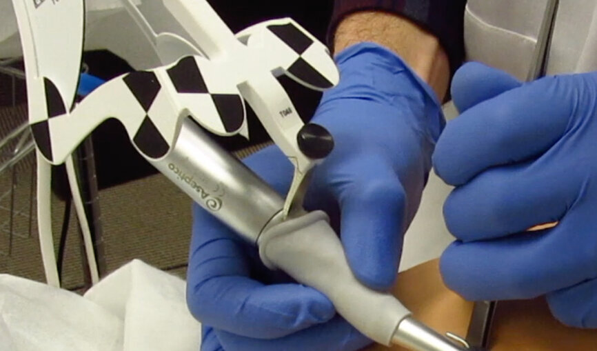 Fig. 8b: The Drill-Tag (optical tracking tag).