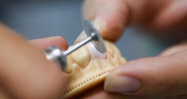 Analogue expertise in master dental laboratories remains indispensable