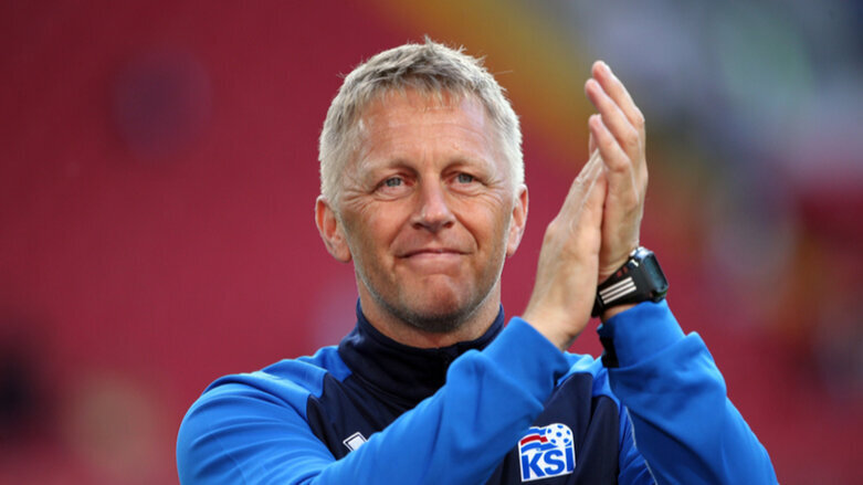 Two passions: Conveniently, Icelandic football manager can treat dental injuries