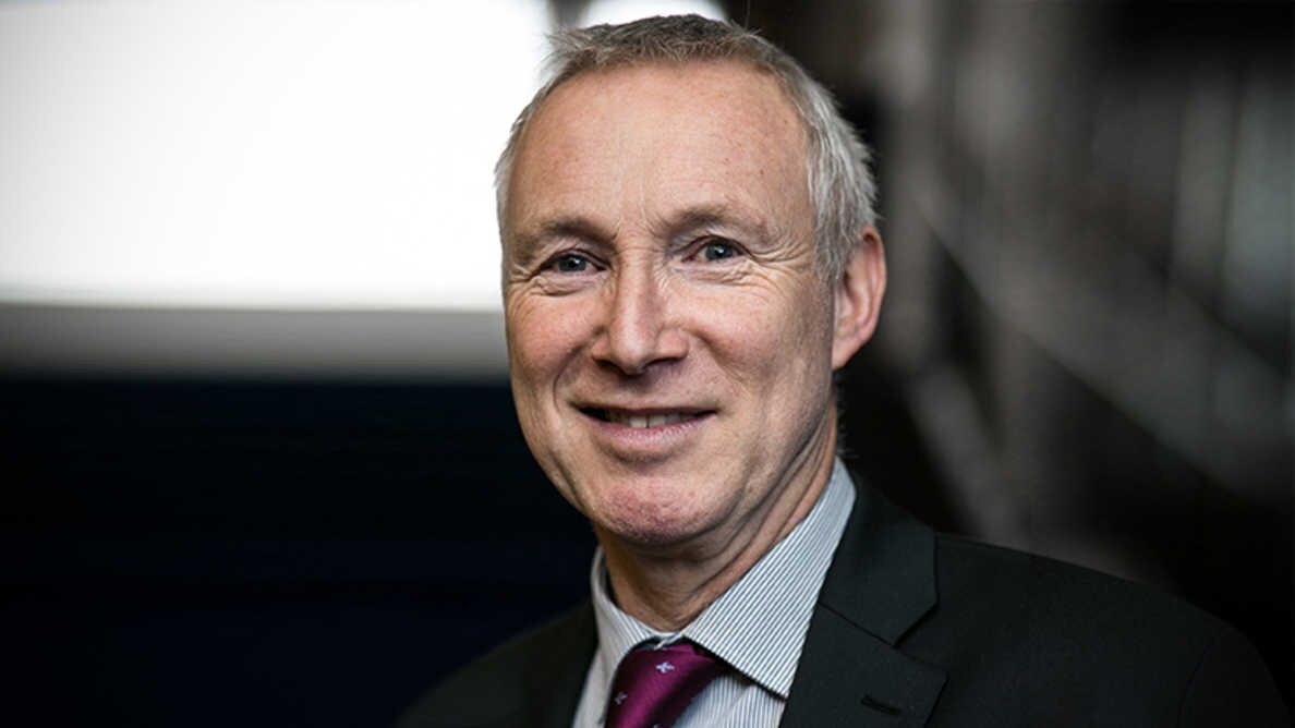 Especialista en cáncer oral gana premio de investigación