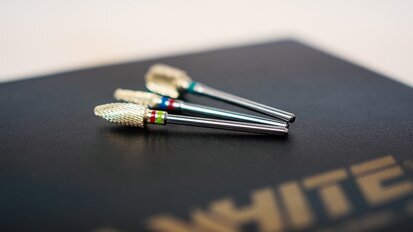 SS White introduces Great White carbide lab burs