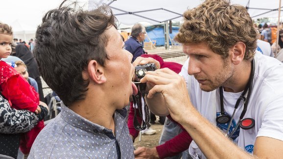 Cientistas alemães para estudar a saúde oral dos refugiados