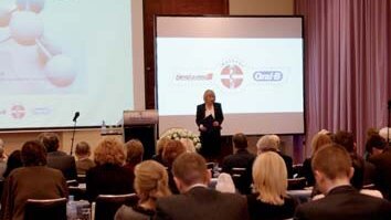 Premiera pasty antybakteryjnej Expert Gums Protection