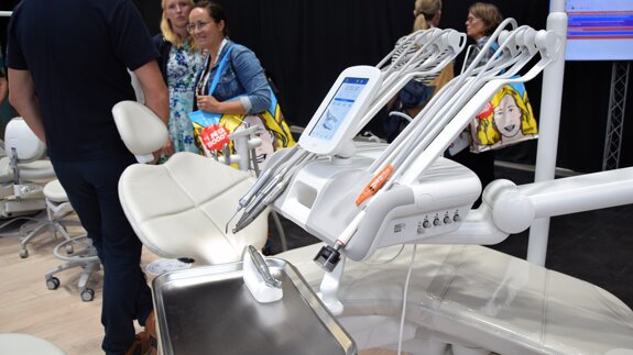 FDI congress: A-dec showcases smart solutions for connected workflows