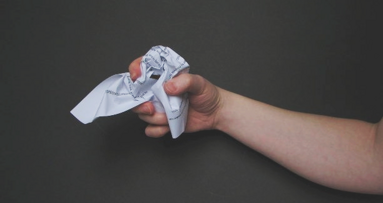 Tandartspraktijk uit zorgen over verzekeraars na brandbrief