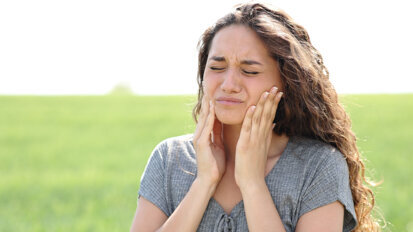 Female adolescents suffer more from temporomandibular joint-associated pain